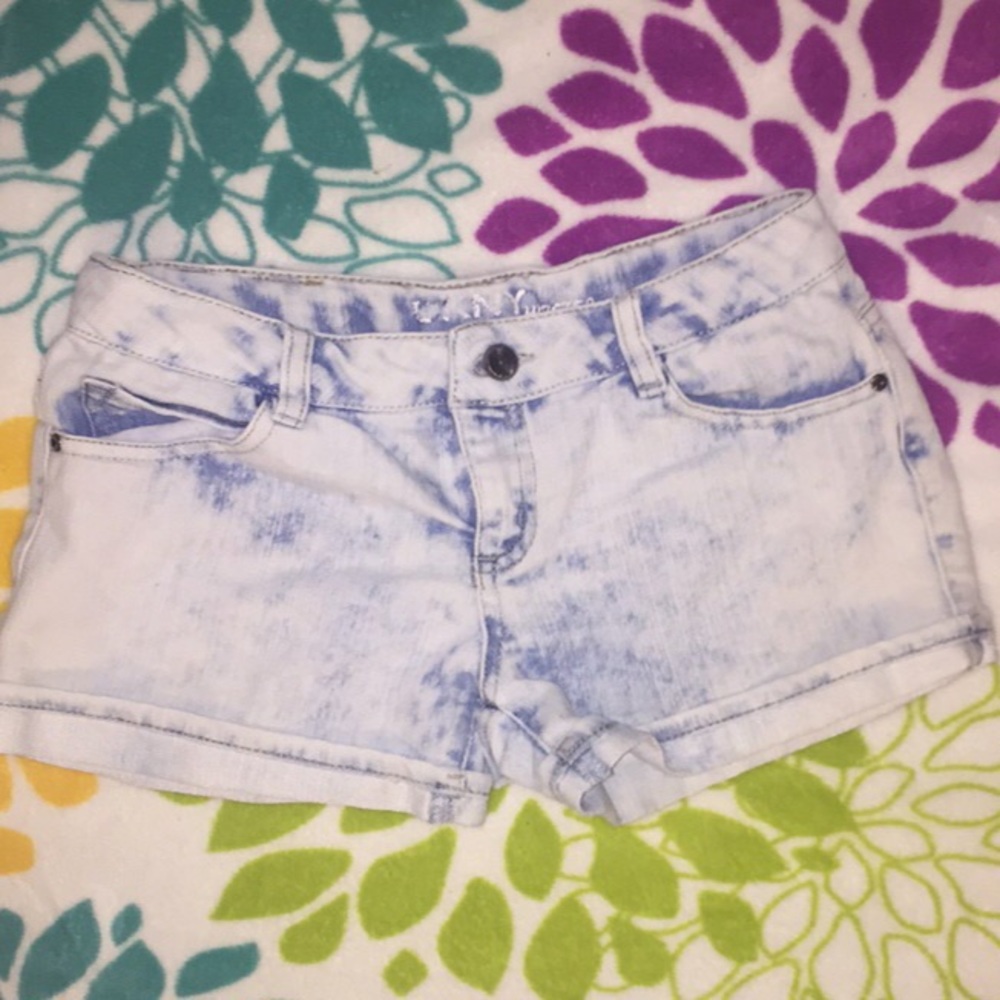 ‼️DKNY shorts‼️